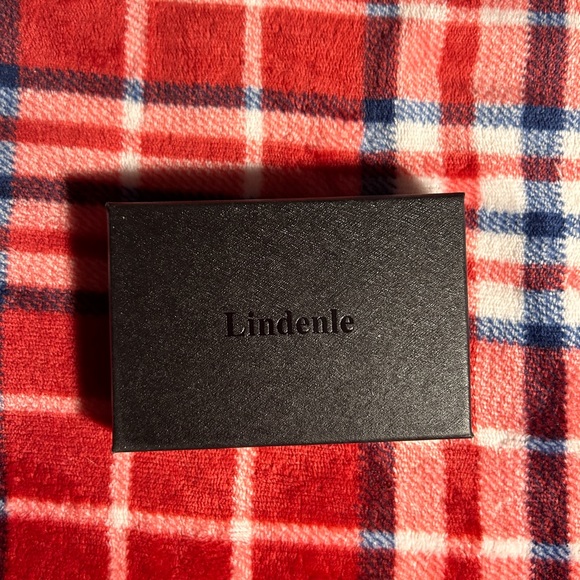 Wallet - Picture 3 of 7